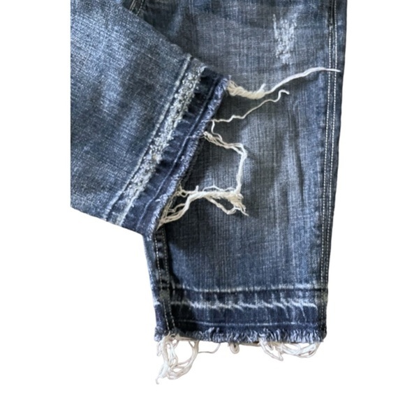 Miss Me Blue Seville Fringe Bermuda Stripe Detail Denim Jean Shorts Size 26 - Picture 8 of 9